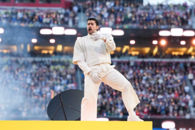 Bad Bunny’s Super Bowl Halftime Show Reportedly Reaches 4.2 Billion Global Viewers — A Stunning Announcement From Roc Nation Sends Shockwaves Through the Entertainment World, Underscoring the Global Power of the Superstar.